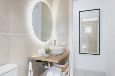 img/masonry/huacachina-studio/Estudio 4 - Bano .webp