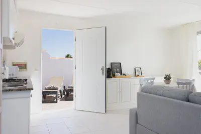 img/masonry/siwa-oasis-apartment/Apartamento - Vista desde interior a terraza.webp