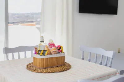 img/masonry/siwa-oasis-apartment/Apartamento cesta de bienvenida.webp