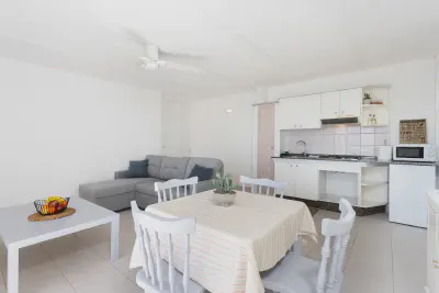 img/masonry/siwa-oasis-apartment/Apartamento desde esquina ventana.webp